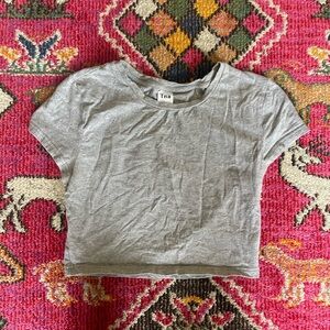 Workout Aritzia TNA baby tee